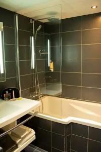 Mercure Tours Nord - 62