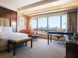 Guest Club lounge access Double room with city view