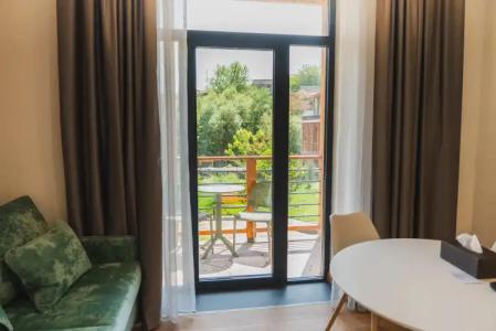 Red Bridge Yerevan - 90