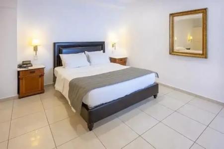 Smy Mediterranean White Santorini Adults Only - 47