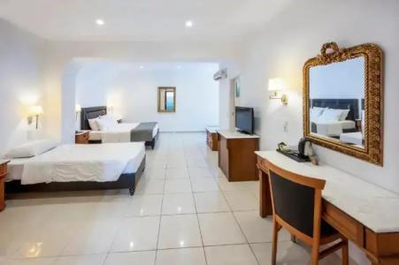 Smy Mediterranean White Santorini Adults Only - 29