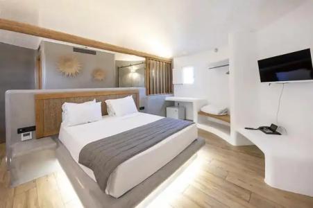 Smy Mediterranean White Santorini Adults Only - 85