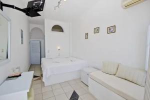 Pearl on the Cliff Hotel & Suites by Pearl Hotel Collection, Imerovigli