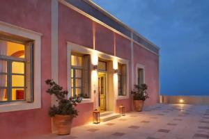 Aria Lito Mansion, Fira