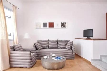 Manos Small World - 20