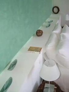 Manos Small World - 82