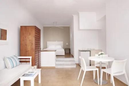 Manos Small World - 55