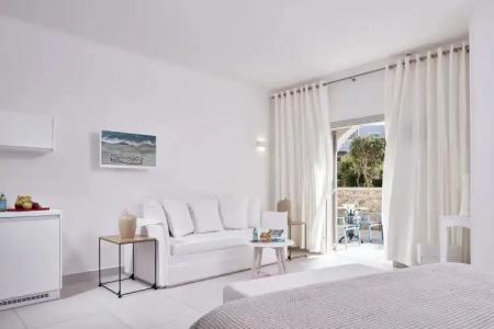 Santo Miramare Beach Resort - 4