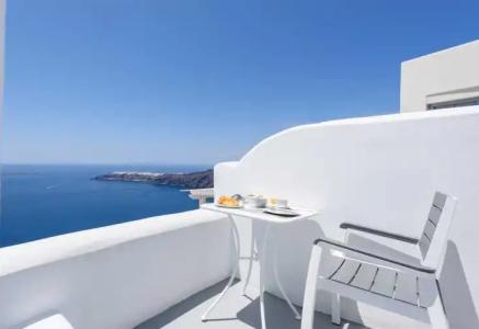 Abyssanto Suites and Spa - 67