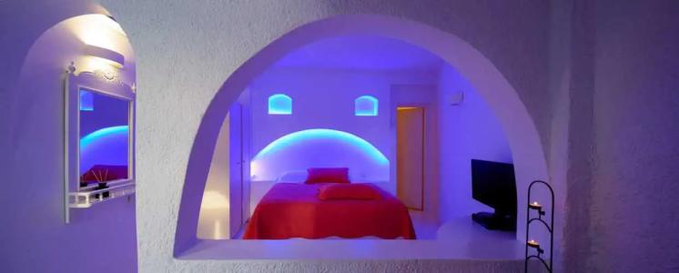 Abyssanto Suites and Spa - 137