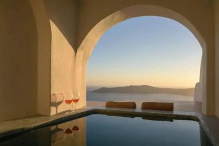 Abyssanto Suites and Spa - 13