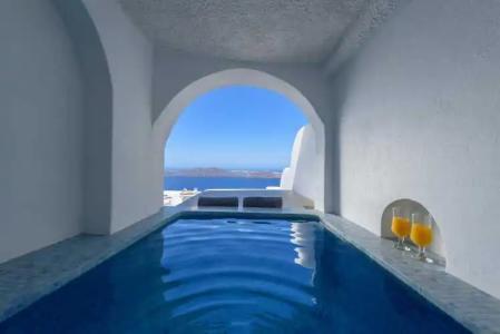 Abyssanto Suites and Spa - 91