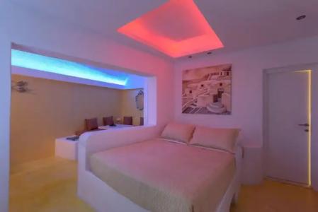 Abyssanto Suites and Spa - 155