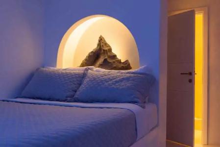 Abyssanto Suites and Spa - 36