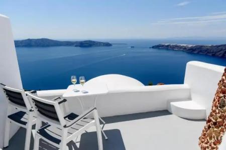 Abyssanto Suites and Spa - 41