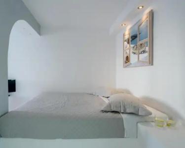 Abyssanto Suites and Spa - 174