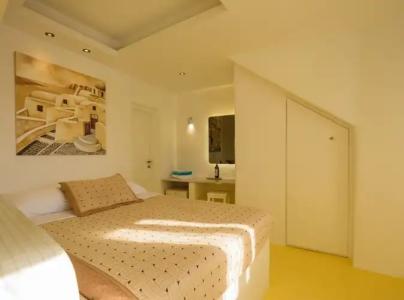 Abyssanto Suites and Spa - 150