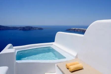 Abyssanto Suites and Spa - 159