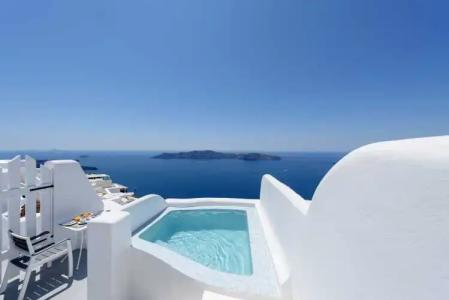 Abyssanto Suites and Spa - 78