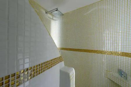 Abyssanto Suites and Spa - 7