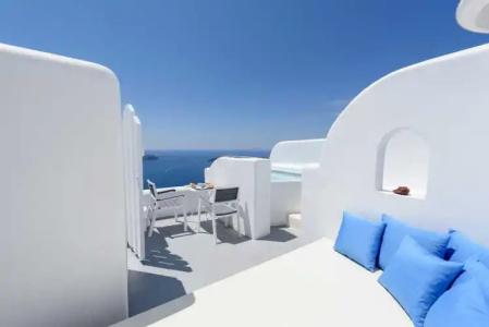 Abyssanto Suites and Spa - 72