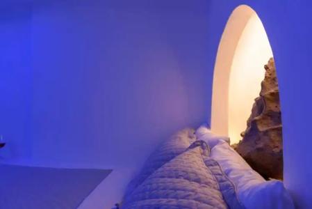 Abyssanto Suites and Spa - 37