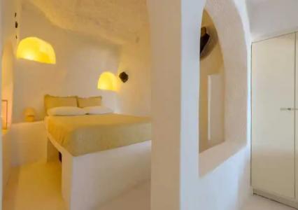 Abyssanto Suites and Spa - 81