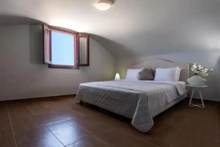 Splendour & Suites - 214