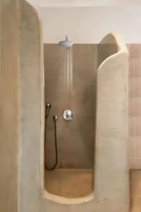 Splendour & Suites - 233