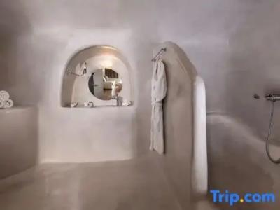 Splendour & Suites - 199