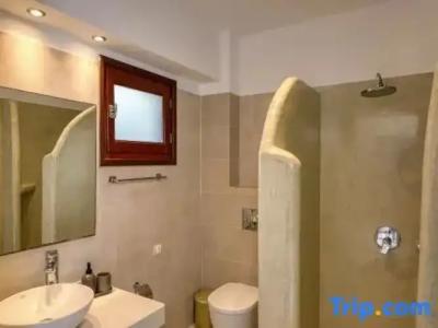 Splendour & Suites - 224