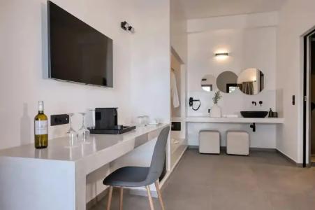 Splendour & Suites - 266