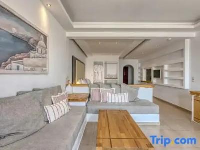 Splendour & Suites - 246