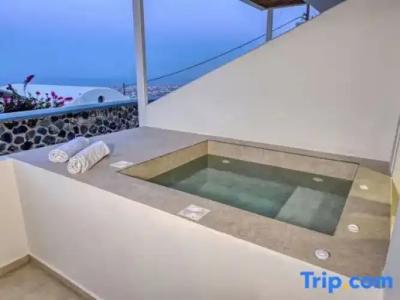 Splendour & Suites - 197