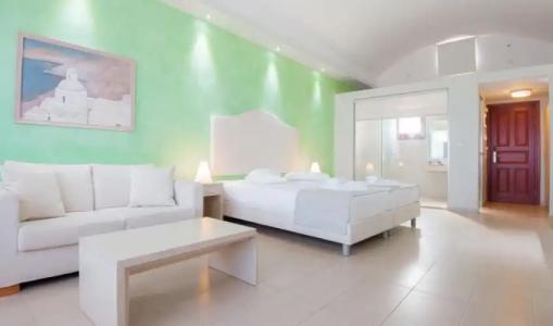 Splendour & Suites - 146