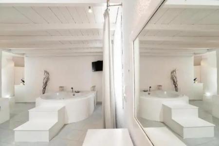 Artemis Suites - 126