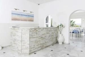 Paradise Resort, Akrotiri