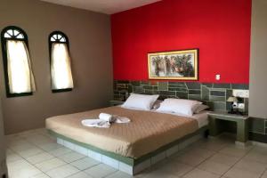 Aquarius Exclusive, Agia Pelagia