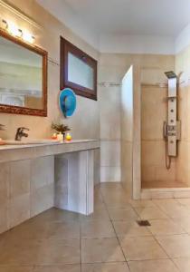 Toroni Blue Sea & Spa - 44