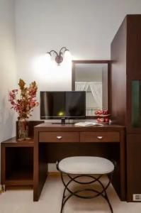 Aeolis Boutique & Suites - 160