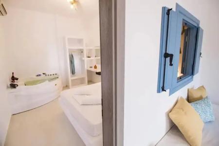 Birikos Studios & Apartments - 37