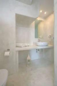 Birikos Studios & Apartments - 61