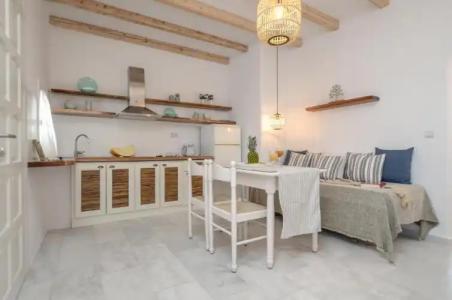 Birikos Studios & Apartments - 79