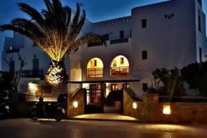 Sunlight Naxos Studio, Naxos Chora