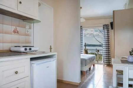 Panorama Fanari Studios and Apartments - 22