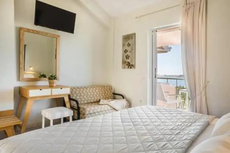 Panorama Fanari Studios and Apartments - 1