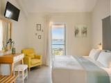 1 Bedroom Superior Double room with balcony and with sea view