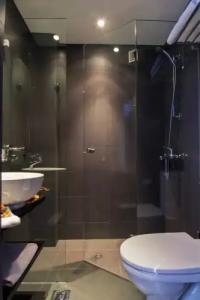 Athens Center Square - 37