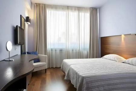 Athens Center Square - 13