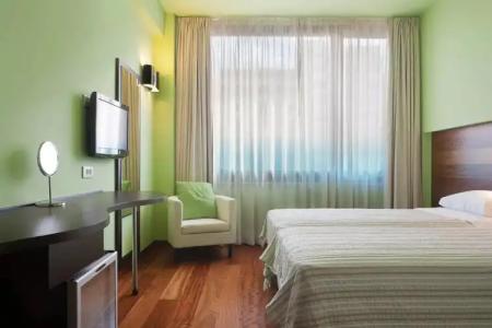 Athens Center Square - 34